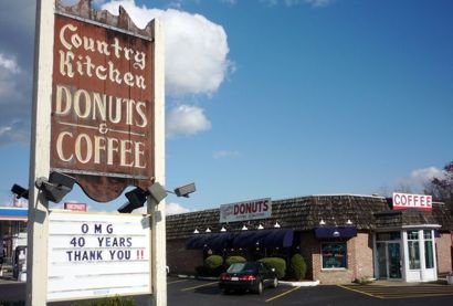 Country Kitchen Donuts Walpole MA