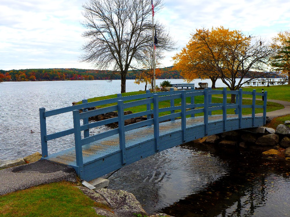 Scenic New England drive in Meredith NH