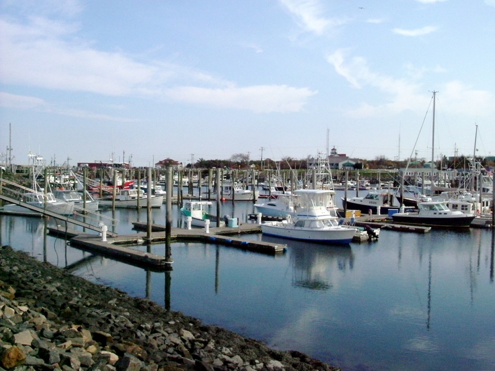 Scenic drive in Sandwich (Cape Cod)