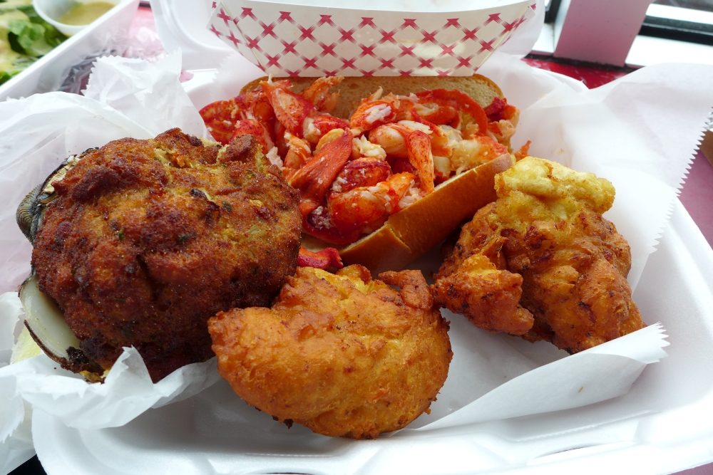 Star Drive-In restaurant, Taunton, Massachusetts