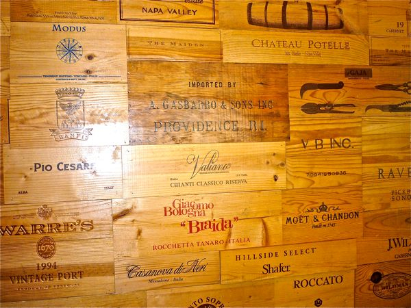 Tommy's Pizza wine box wall, Crnaston RI