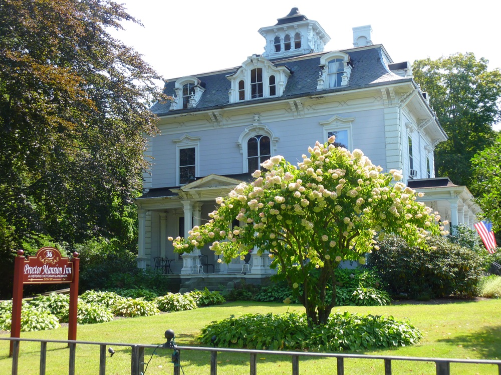 Proctor Mansion Inn in Wrentham, Massachusetts