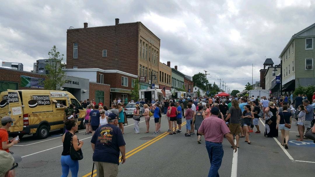 The Whoo(pie) Wagon truck arrives in downtown Somersworth NH